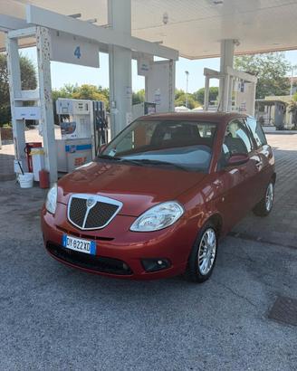 Lancia Ypsilon 1.4 Oro Ecochic GPL