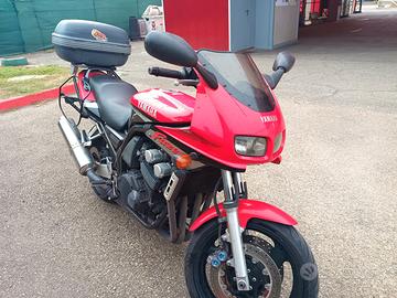 Yamaha Fazer 600
