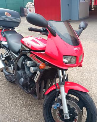 Yamaha Fazer 600