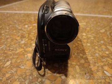 Video Camera Sony Handycam Dcr-Dvd106