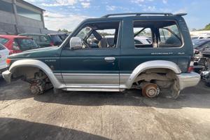 MITSUBISHI PAJERO 1996 2.5 TD PER RICAMBI