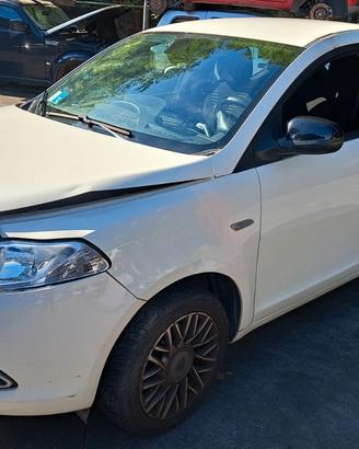 LANCIA Y 2012 SOLO PER RICAMBI