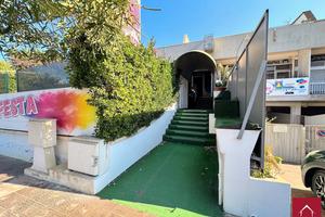 Locale con canna fum. e deposito Via Misericordia