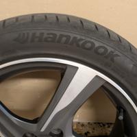 Gomme con cerchi Volvo