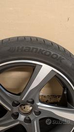 Gomme con cerchi Volvo