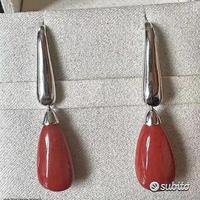 ORECCHINI ORO BIANCO 18kt. CON CORALLI NATURALI