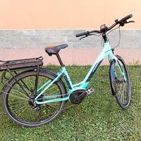 E-Bike Bianchi Long Island colore celeste