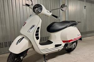 Vespa GTS 300 Super ABS