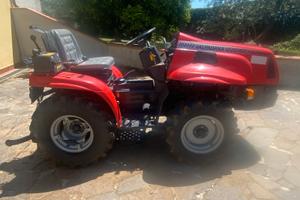 TRATTORE VALPADANA 1220 HST + Fresa e Estirpatore