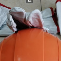 casco guanti e occhiali da Lavoro