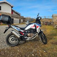 Africa Twin CRF1100L ES 12/2025 manuale