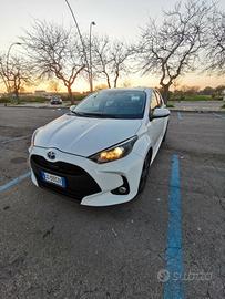 Toyota Yaris 1.5 Hybrid 5 porte Lounge