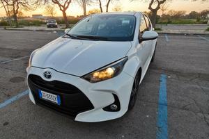Toyota Yaris 1.5 Hybrid 5 porte Lounge