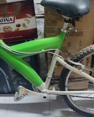 bella Pininfarina bici pari al nuovo 