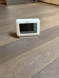 Honeywell Home Cronotermostato T4m