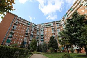 RISTRUTTURATO AMPIA METRATURA CON CANTINA E POSTO