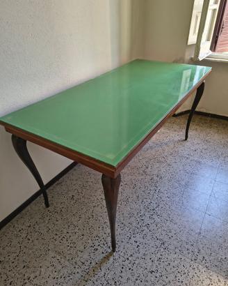 Tavolo da ritirare di persona