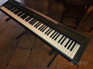 pianola yamaha P95