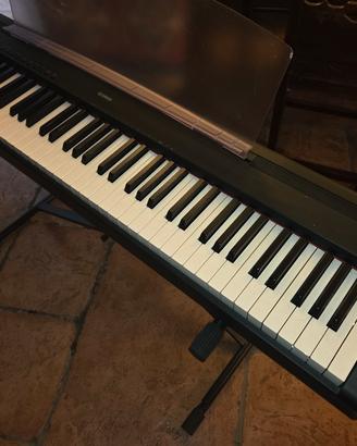 pianola yamaha P95