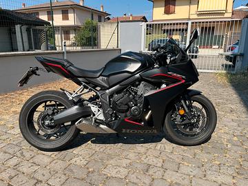 Honda cbr 650r E-clutch