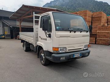 Nissan Cabstar