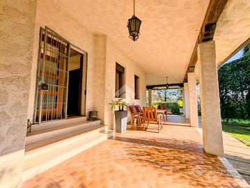 VILLA SINGOLA A PREGANZIOL