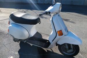 Vespa Cosa2  150