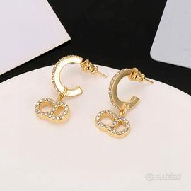 Orecchini con lettere