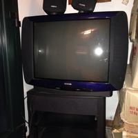 TV nokia con mobiletto