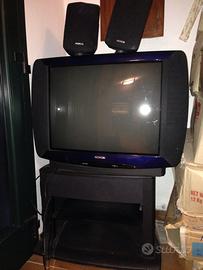 TV nokia con mobiletto