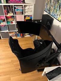 Tre monitor Samsung G5