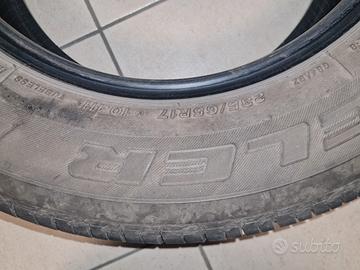 235/65 R17 104 H Bridgestone Dueler H/T