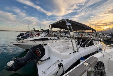 Marinello 18 Eden Grey Line con Yamaha 40/70