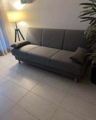 Divano letto tre posti