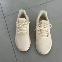 Adidas swift run - 39 1/3