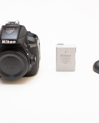 Nikon D5300 impeccabile