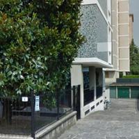 Box ad arese (milano) cap 20020