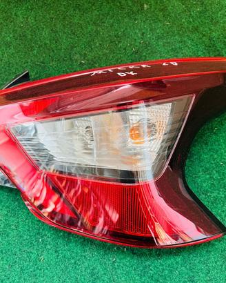 Fanale posteriore destro Nissan Micra