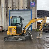 MINIESCAVATORE CATERPILLAR 35 ql. MODELLO 303. 5