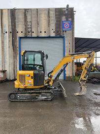 MINIESCAVATORE CATERPILLAR 35 ql. MODELLO 303. 5