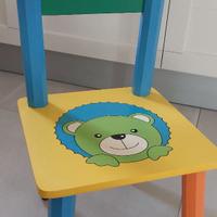 Sedia in legno per bambini multicolore. Nuova