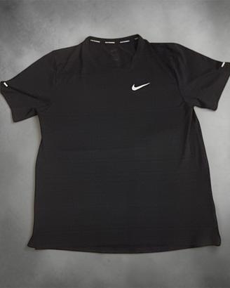 T-shirt da corsa Nike Dri-FIT 🏃♂️