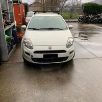 Ricambi Grande Punto 2010 - Veicolo per ricambi