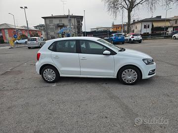 Volkswagen Polo 1.4 TDI 90 CV 5p. Comfortline Blue