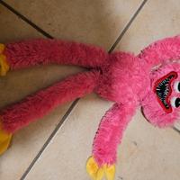 huggy wuggy peluche rosa
