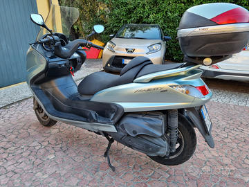 Yamaha Majesty 400 del 2005