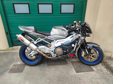Aprilia Tuono 1000 V2