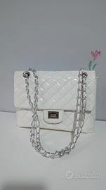 Borsa a spalla trapuntata bianca