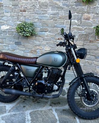 Mutt Hilts 250 cc