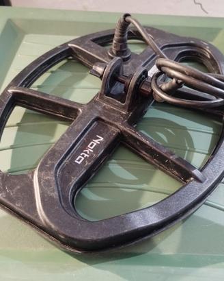 Piastra metal detector